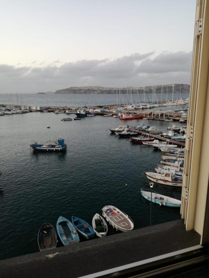 Villa Casa Geltrude al porto Procida Exterior foto